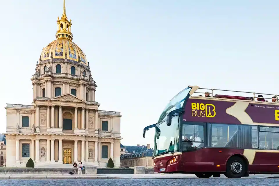 bigbus paris hop-on hop-off tour bus
