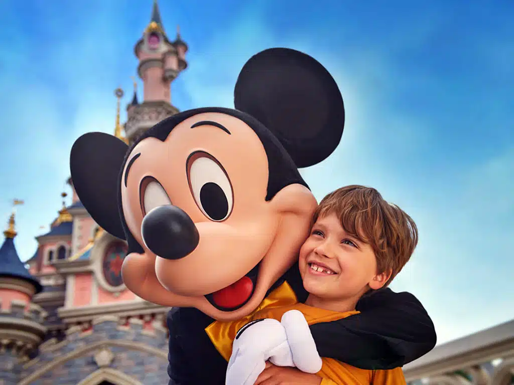 disneyland paris mickey castle