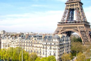 eiffel tower paris guided tour • GetYourTickets PARIS