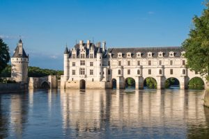 loire valley chateau day trip from paris