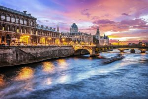 Paris Seine river cruise tickets • GetYourTickets PARIS