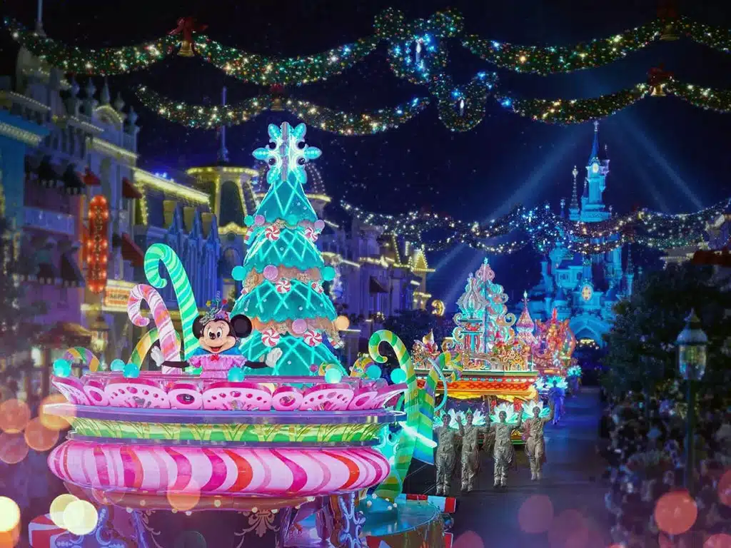 disneyland paris parade christmas