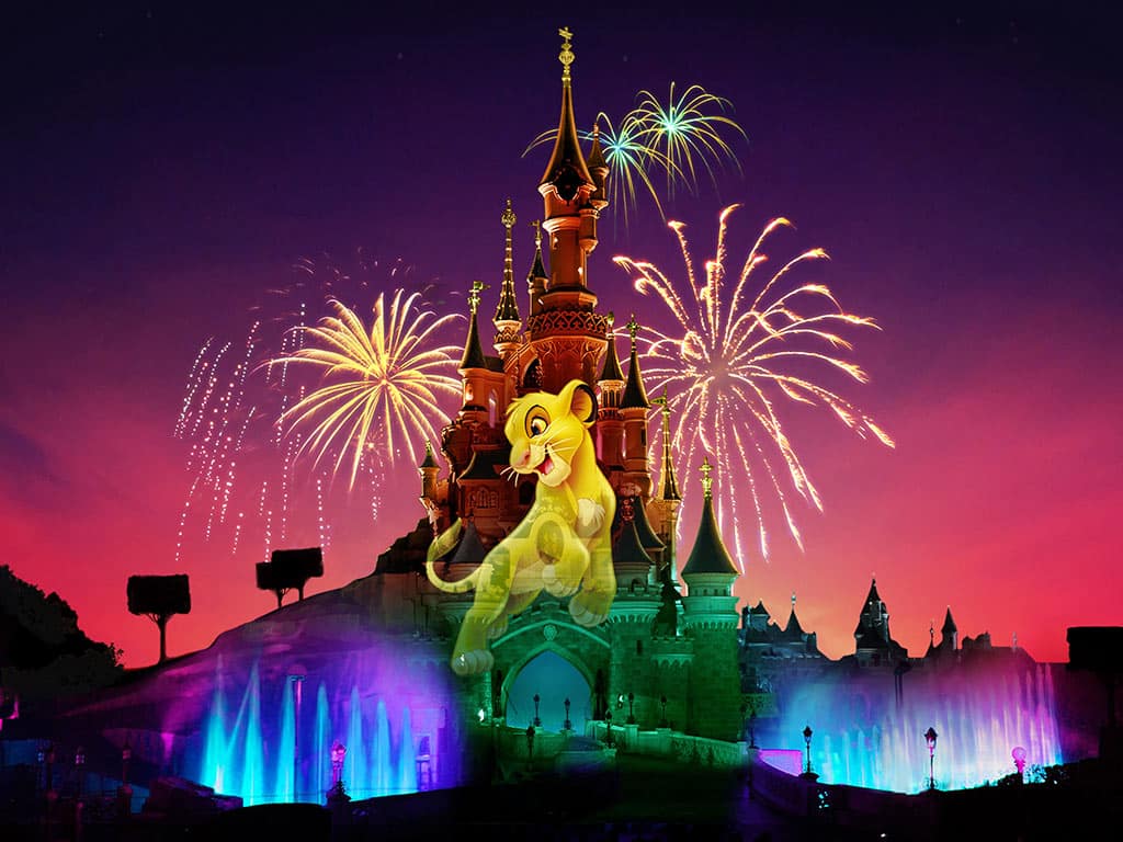Disneyland Paris Castle éjszakai show • GetYourTicket PARIS